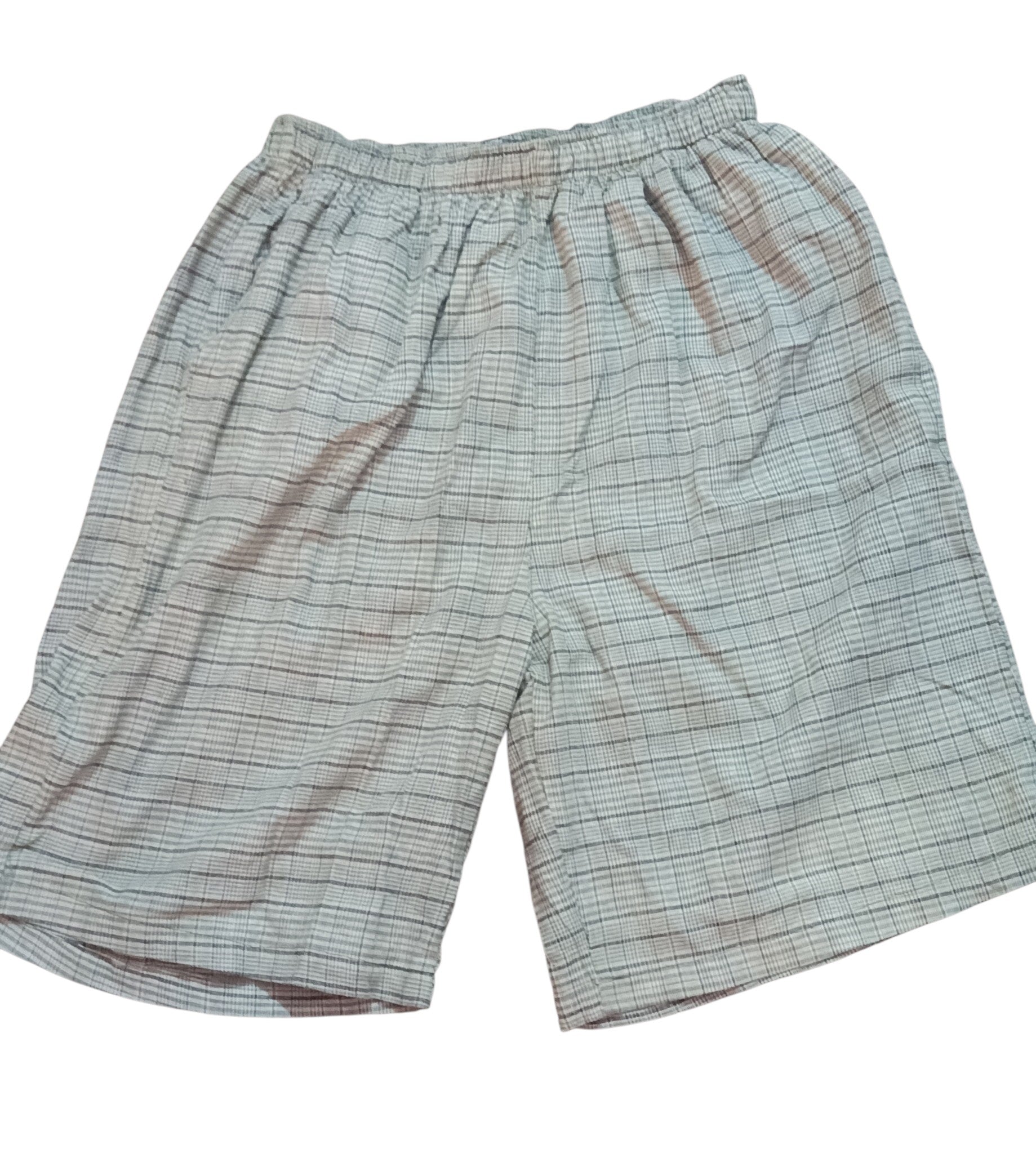 Short trousers